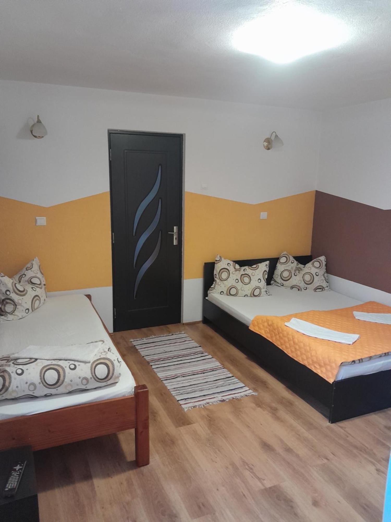 Apartamente Ambrus E Studio 21 Praid Zewnętrze zdjęcie